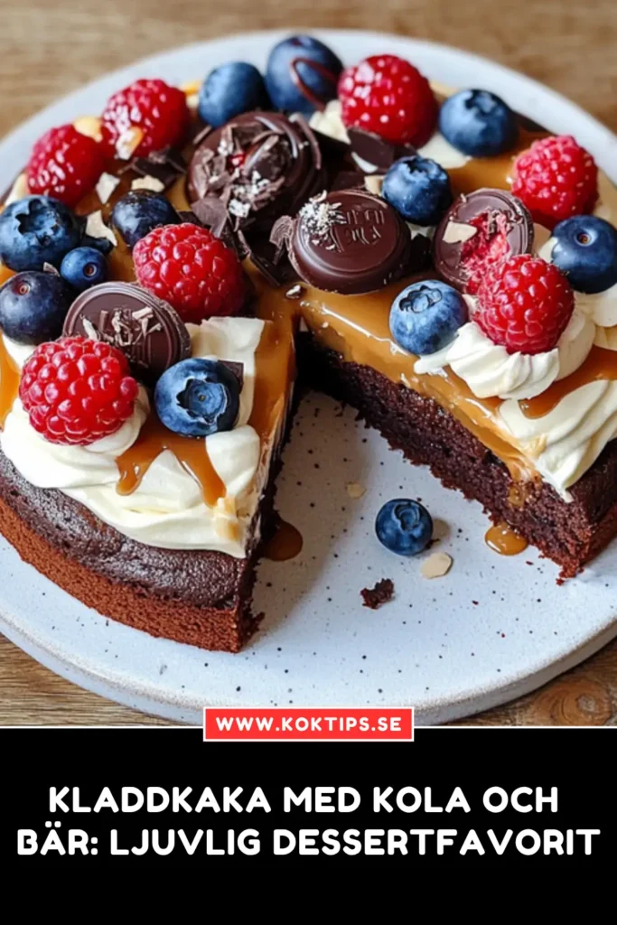 Kladdkaka med kola och bär