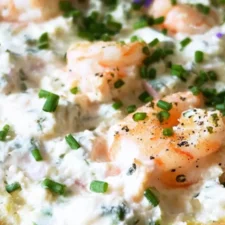 Räkpaj: Enkelt och lyxigt recept på festens favorit
