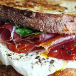 Italiensk Macka med Bresaola och Burrata: Lyxig Smörgås
