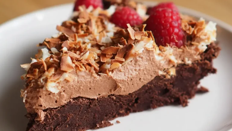 Baka kladdkaka med kokos och chokladfluff