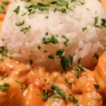 Smakrik Paneng röd curry med scampi och kokosmjölk