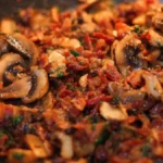 Pastasås med champinjoner och bacon