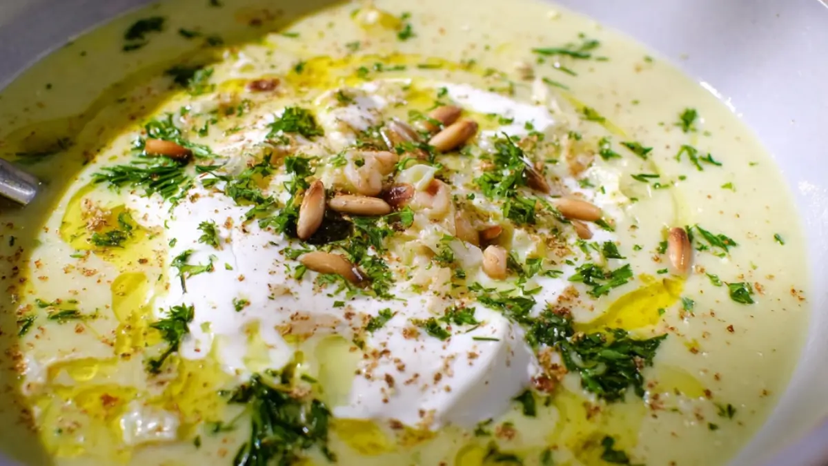 Enkel purjolökssoppa med krämig twist