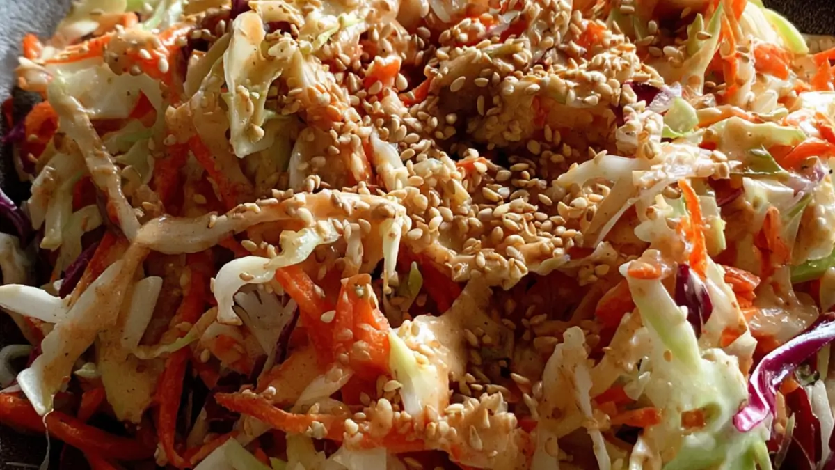 Frisk Asiatisk Råkostsallad för Alla Tillfällen