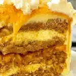Äpple och kaneltårta: Lyxig dessertupplevelse