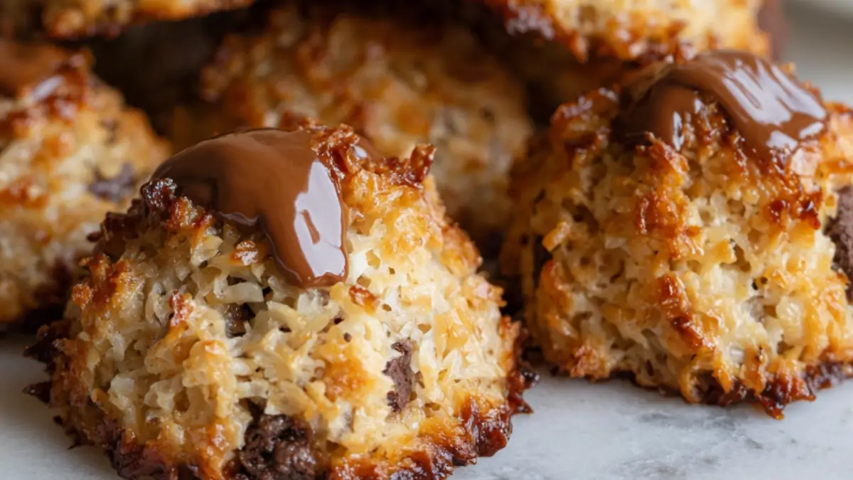 Salted caramel kokostoppar med chokladbitar