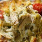 Pastagratäng med kyckling tomat och pesto