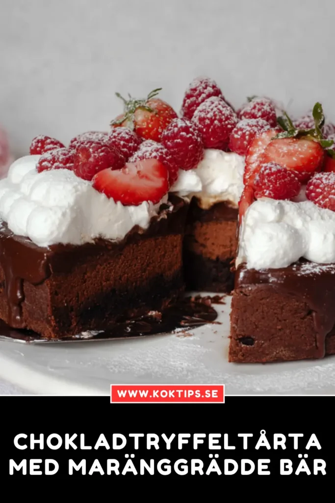 Chokladtryffeltårta med maränggrädde bär