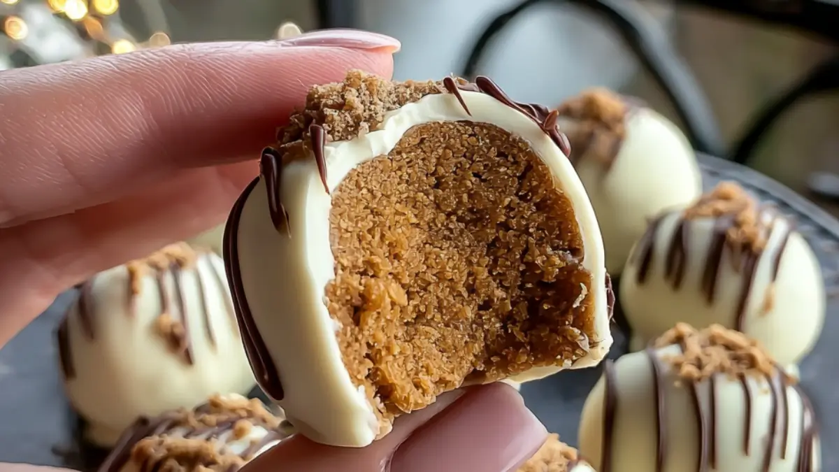Pepparkaksbollar med vit choklad