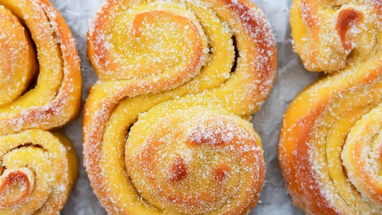 Lussebullar med fyllning: Lyxig och Äkta Smak