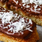 Kolasnittar med kärleksmumsglasyr