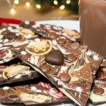 Lyxig Chokladbräck med jultopping för julens fest