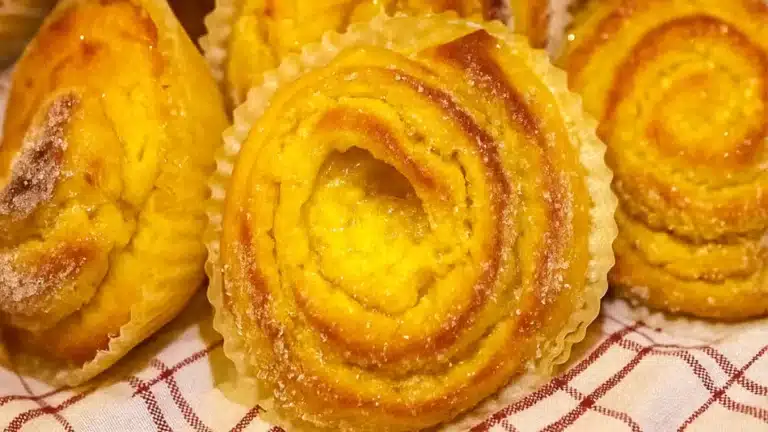 Skapa Godaste saffransbullarna som en mästerkock