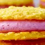 Saffransflarn fyllda med hallonsmörkräm