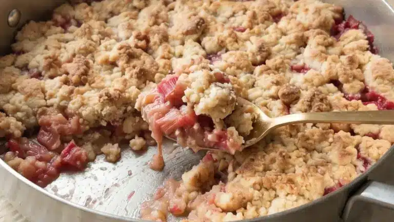 Bästa Rabarberpajen: Enkel & Krämig Smak