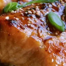 Honungsglaserad lax i ugn Enkelt recept