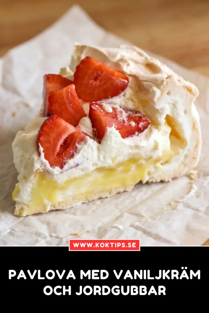 Pavlova med vaniljkräm och jordgubbar