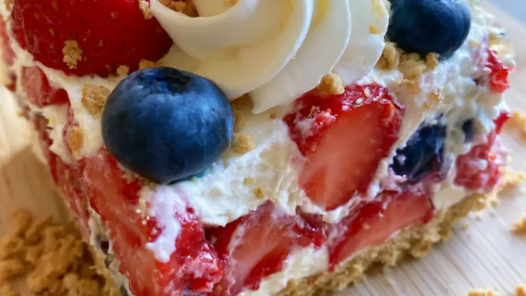 Bärdessert utan ugn: det enklaste och krämigaste sommarreceptet