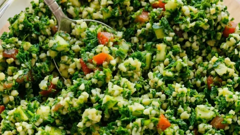 Klassisk Tabbouleh hemlagad och fylld av smak