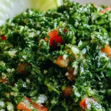 Tabbouleh recept libanesisk persiljesallad