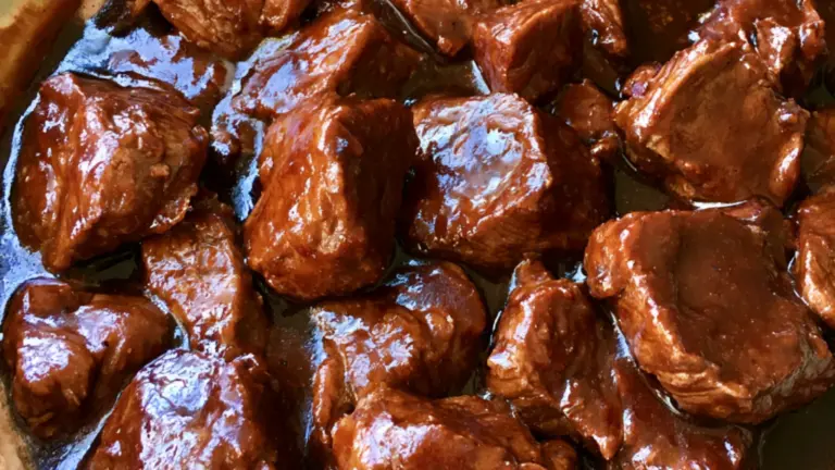 Fläskfilégryta i colasås med smakrik sås och få ingredienser