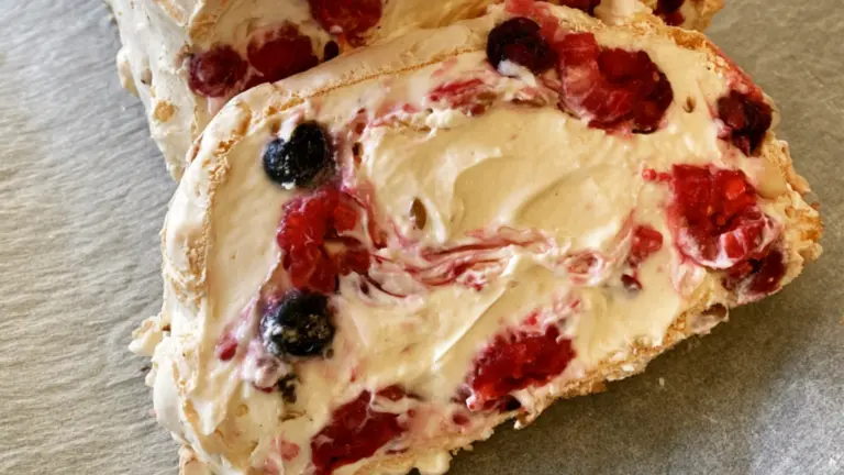 Budapestbakelse med gräddfyllning: hemlagat recept som blir krispigt och krämigt